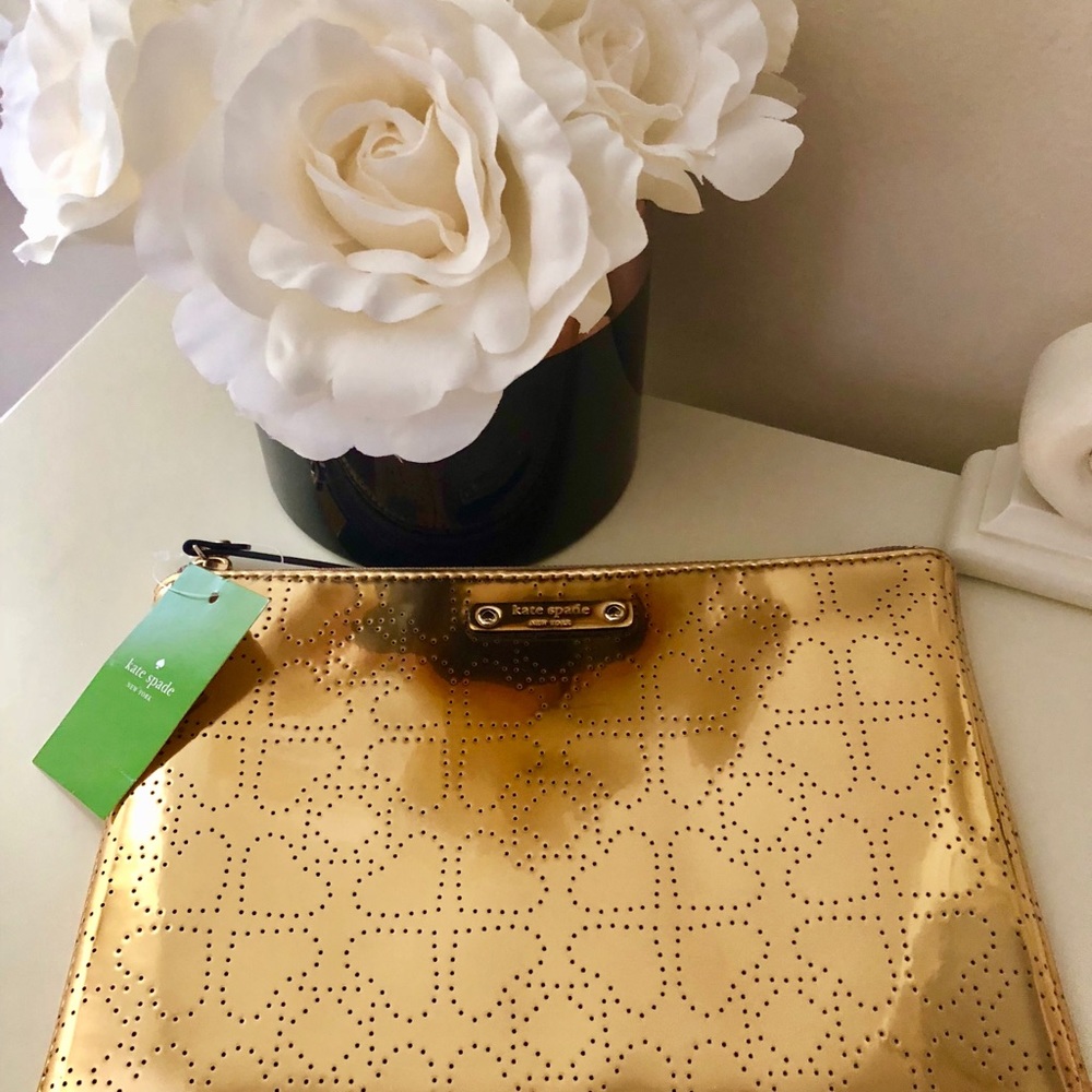 🎀 Kate Spade ♠️ Large Gold Pouch